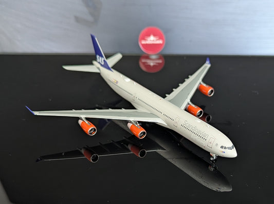 1:400 SAS Scandinavian A340-300 Phoenix Models