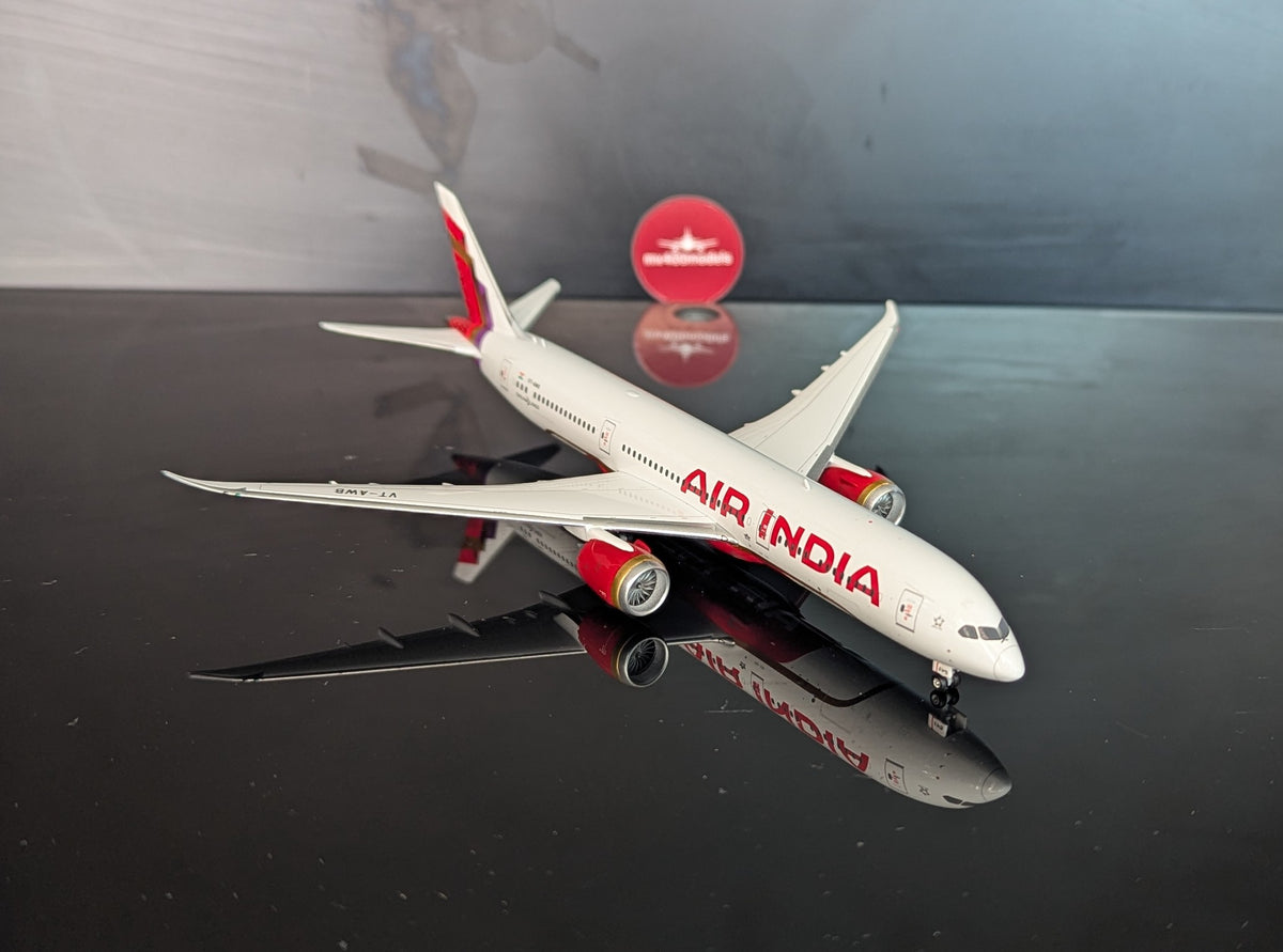 1:400 Air India B787-9 Dreamliner Phoenix Models