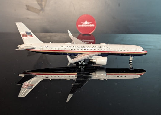 1:400 United States Air Force C-32A “Air Force Two” Gemini Jets