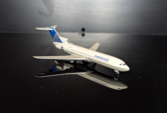 1:400 Continental Airlines B727-200 Dragon Wings
