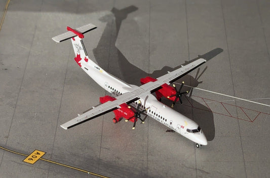 1:400 De Havilland Aircraft of Canada Dash 8 Q400 3D Design Deck