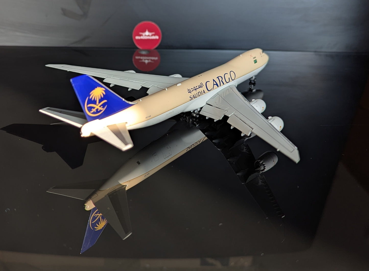 1:400 Saudi Arabia Cargo B747-8F Flaps Down* HX Models