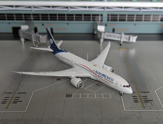 1:400 Aeromexico B787-9 Dreamliner  Gemini Jets