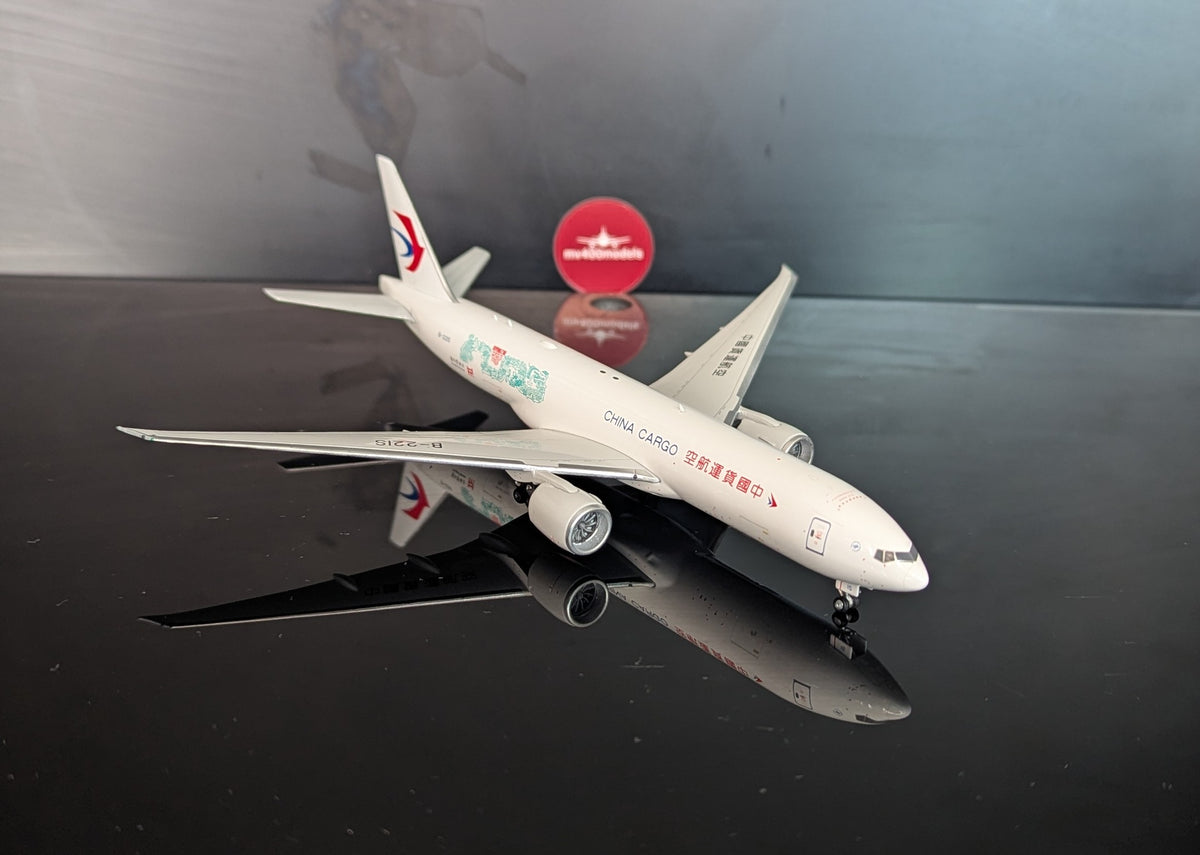 1:400 China Cargo B777-200F “Shanghai Museum” Phoenix Models