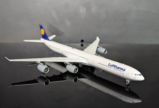 1:400 Lufthansa A340-600 Phoenix Models