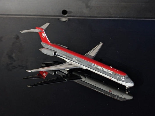 1:400 Northwest MD-82 N314RC Phoenix Models