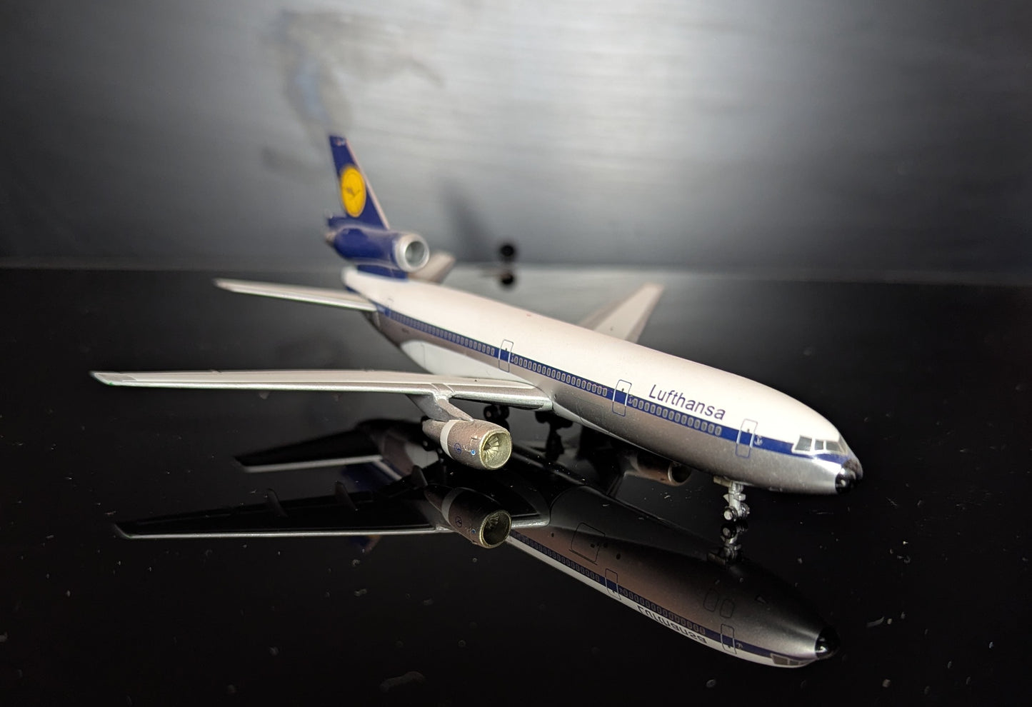 1:400 Lufthansa DC-10-30 Gemini Jets