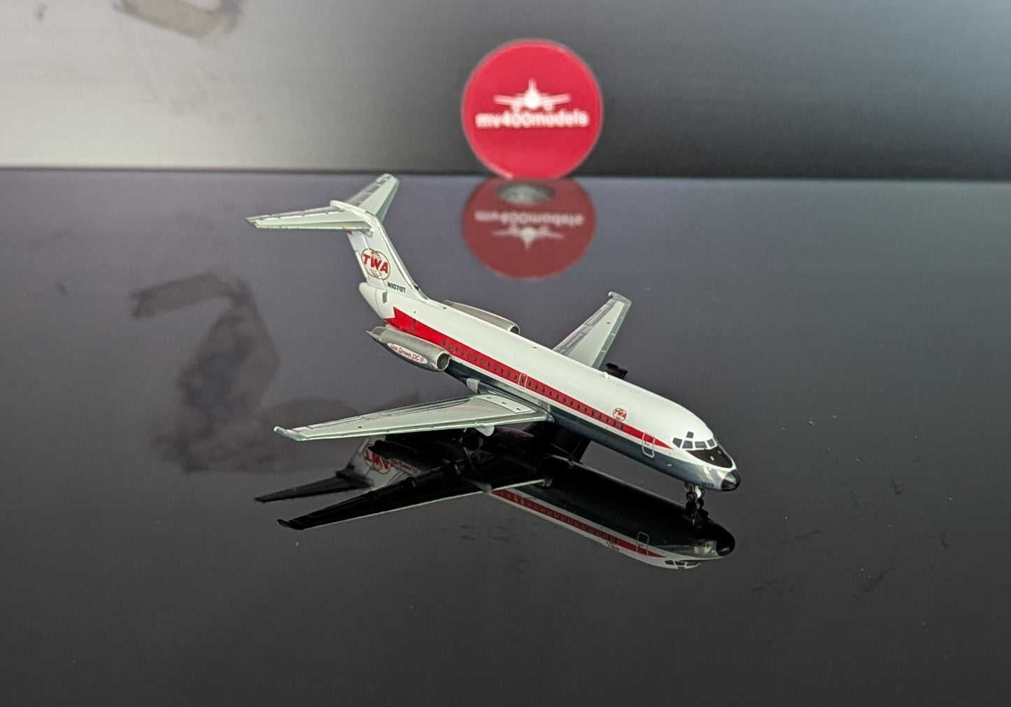 1:400 Trans World Airlines DC-9-15 N1070T V1:400 Models
