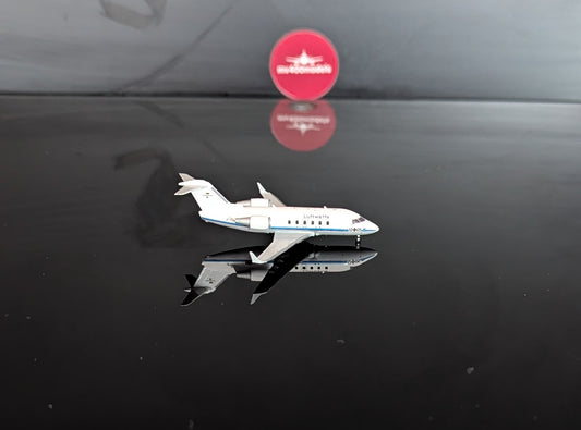 1:400 Luftwaffe Challenger 601 12-05 3D Design Deck