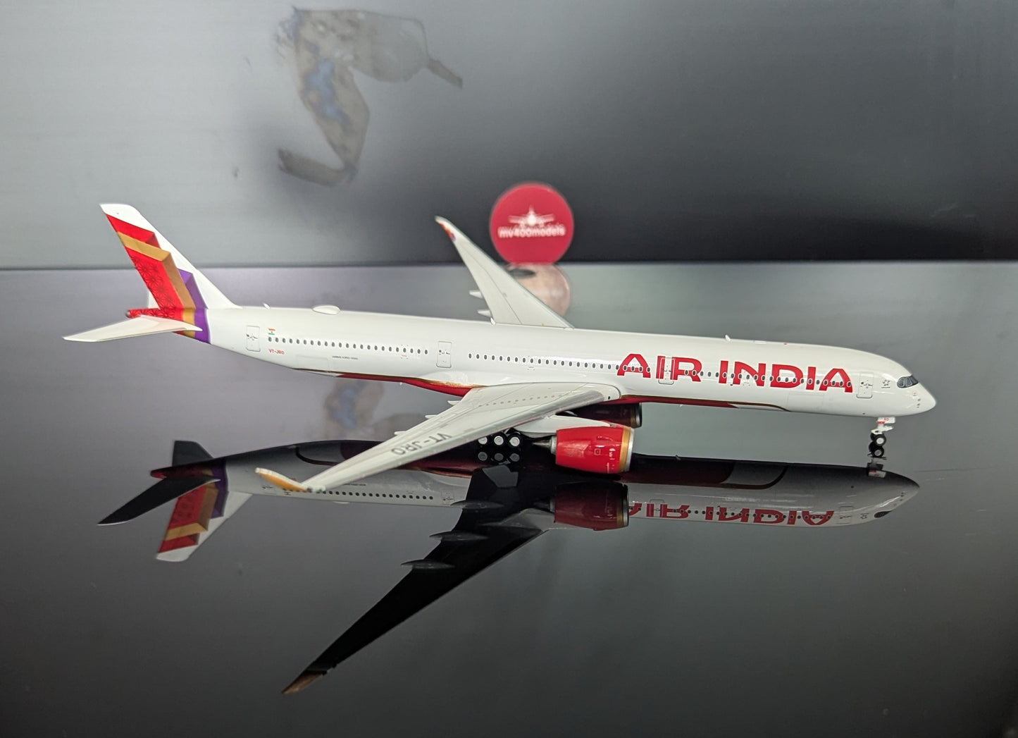 1:400 Air India A350-1000 Phoenix Models