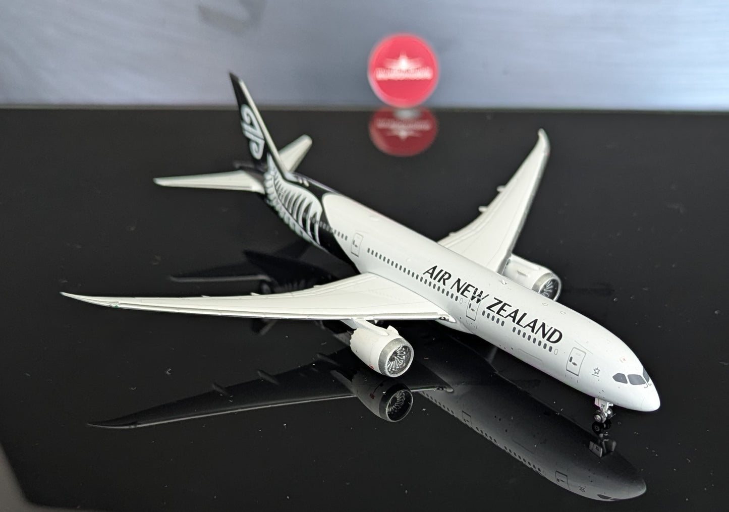 1:400 Air New Zealand B787-9 Dreamliner Phoenix Models