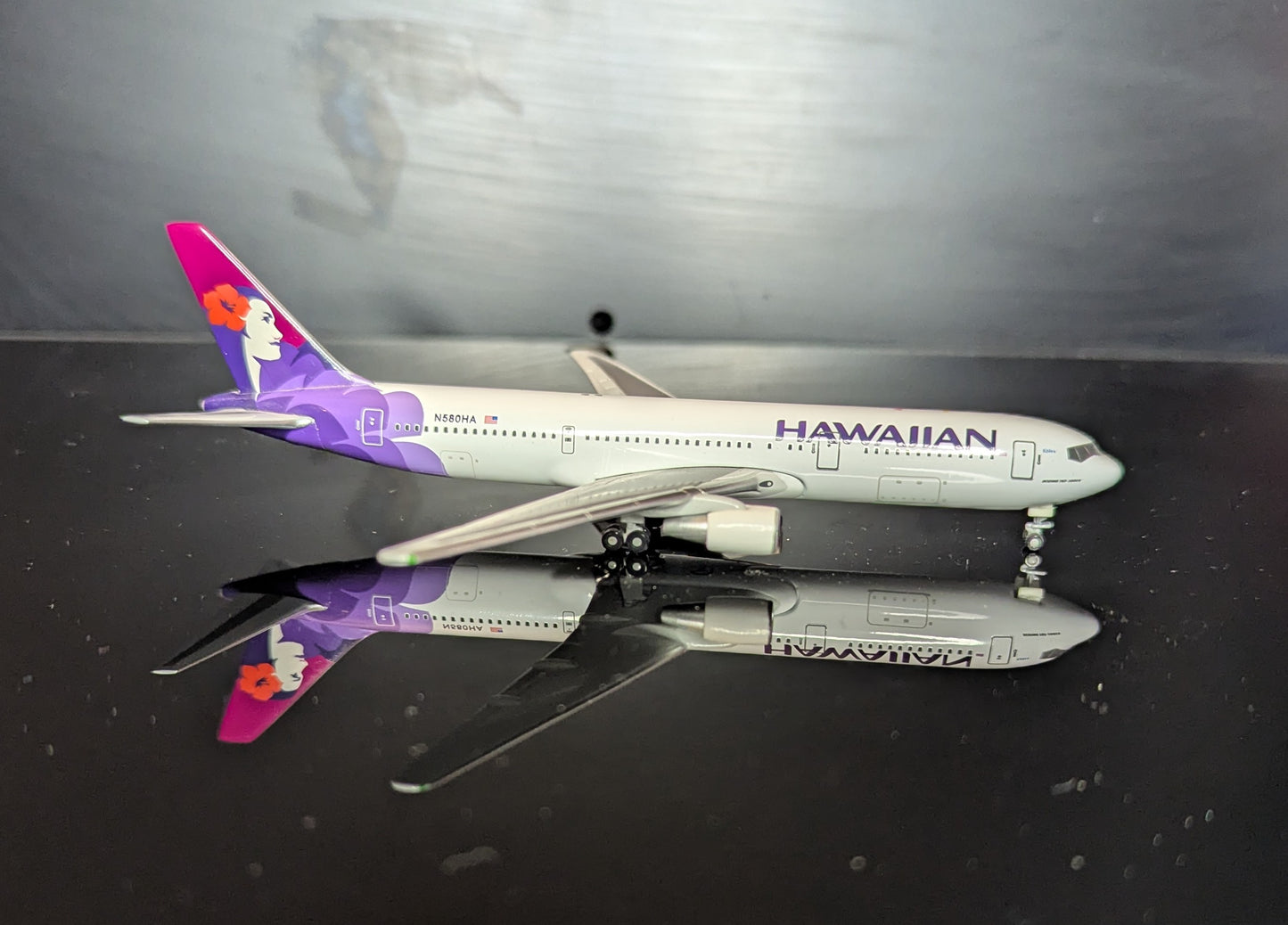 1:400 Hawaiian Airlines B767-300 Gemini Jets