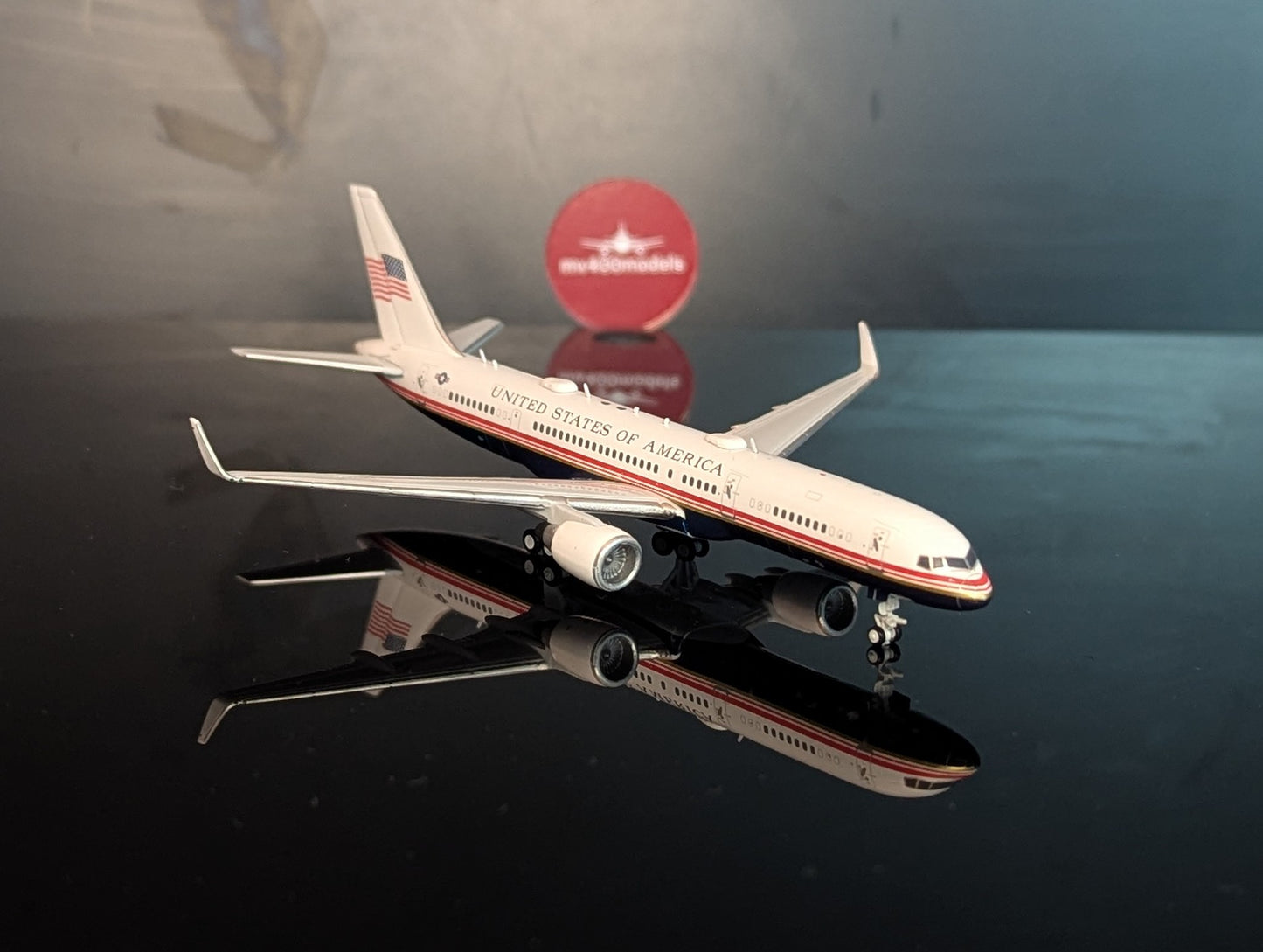 1:400 United States Air Force C-32A “Air Force Two” Gemini Jets