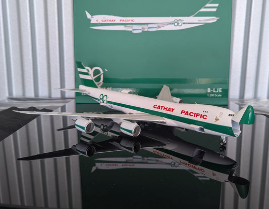 1:200 Cathay Pacific B747-8F “80th Anniversary Retro” SQ Wings Interactive Series*