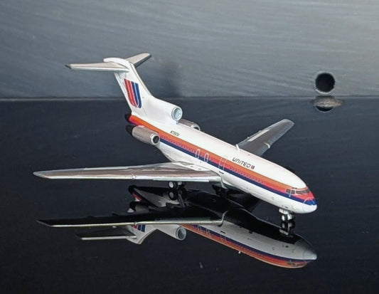 1:400 United Airlines B727-200 “Saul Bass” Gemini Jets