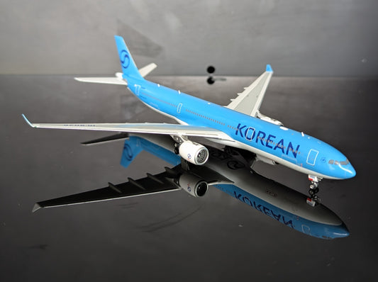 1:400 Korean Air A330-300 Phoenix Models