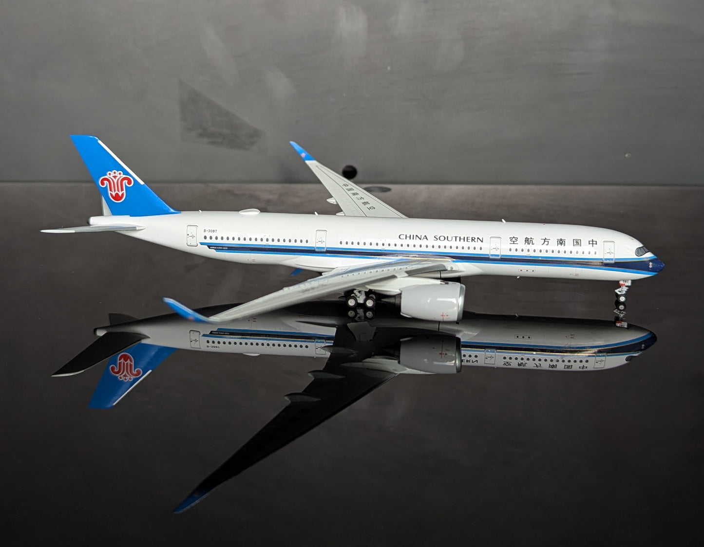 1:400 China Southern Airlines A350-900 B-308T NG Models