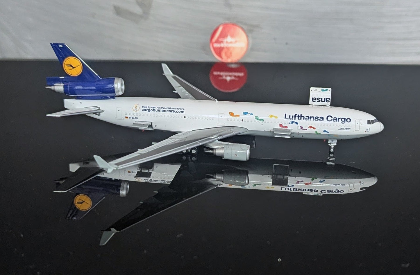 1:400 Lufthansa MD-11 "Buenos dias Mexico!" Interactive Series YY Wings