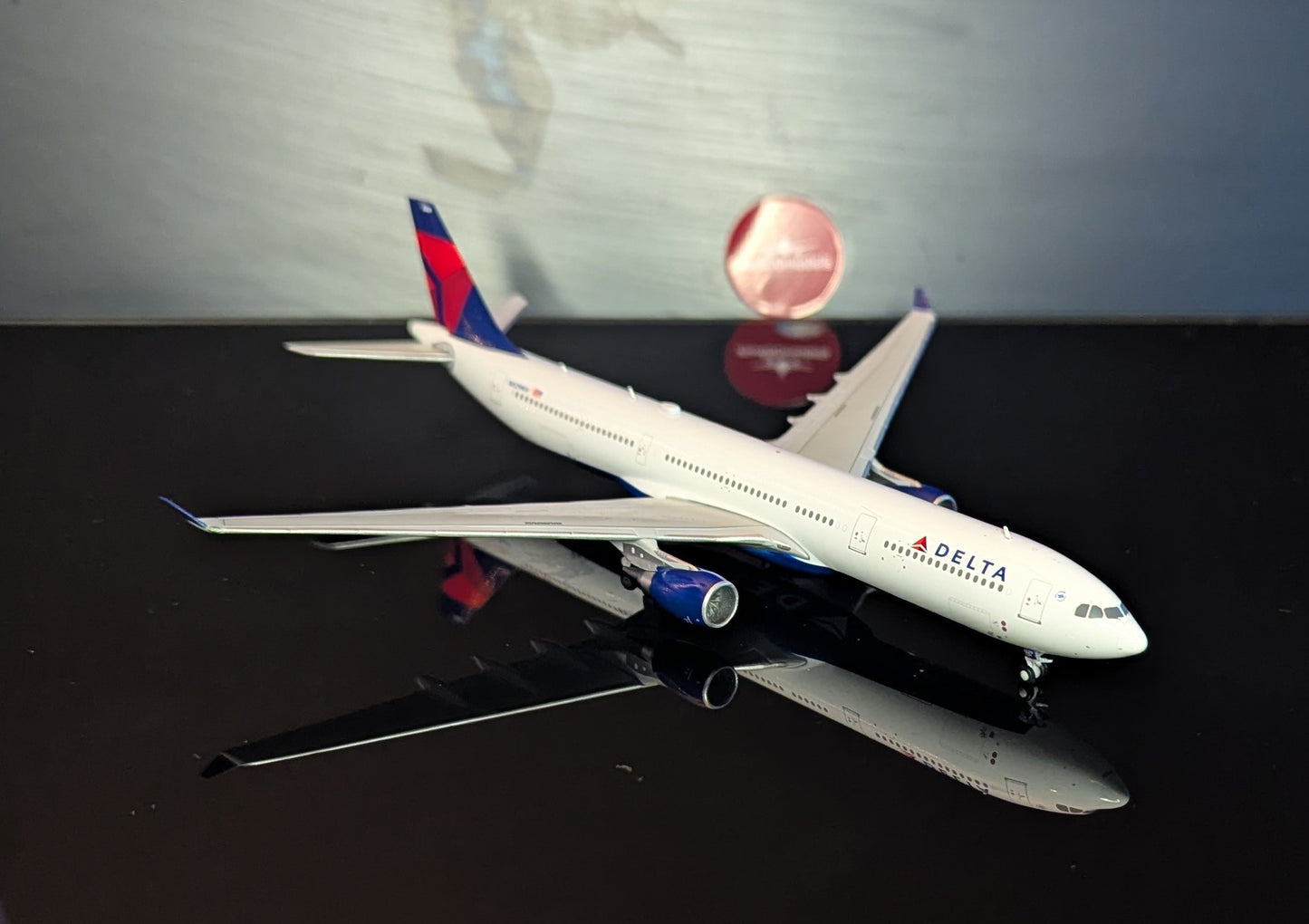 1:400 Delta Air Lines A330-300 Gemini Jets