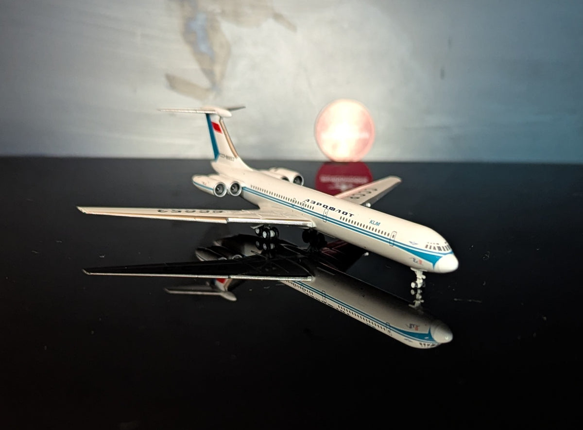 1:400 Aeroflot/KLM IL-62 Phoenix Models