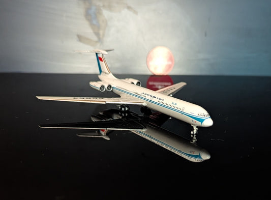 1:400 Aeroflot/KLM IL-62 Phoenix Models
