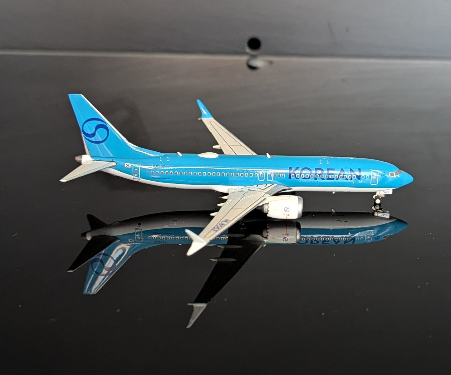 1:400 Korean Air B737 Max 8 Phoenix Models