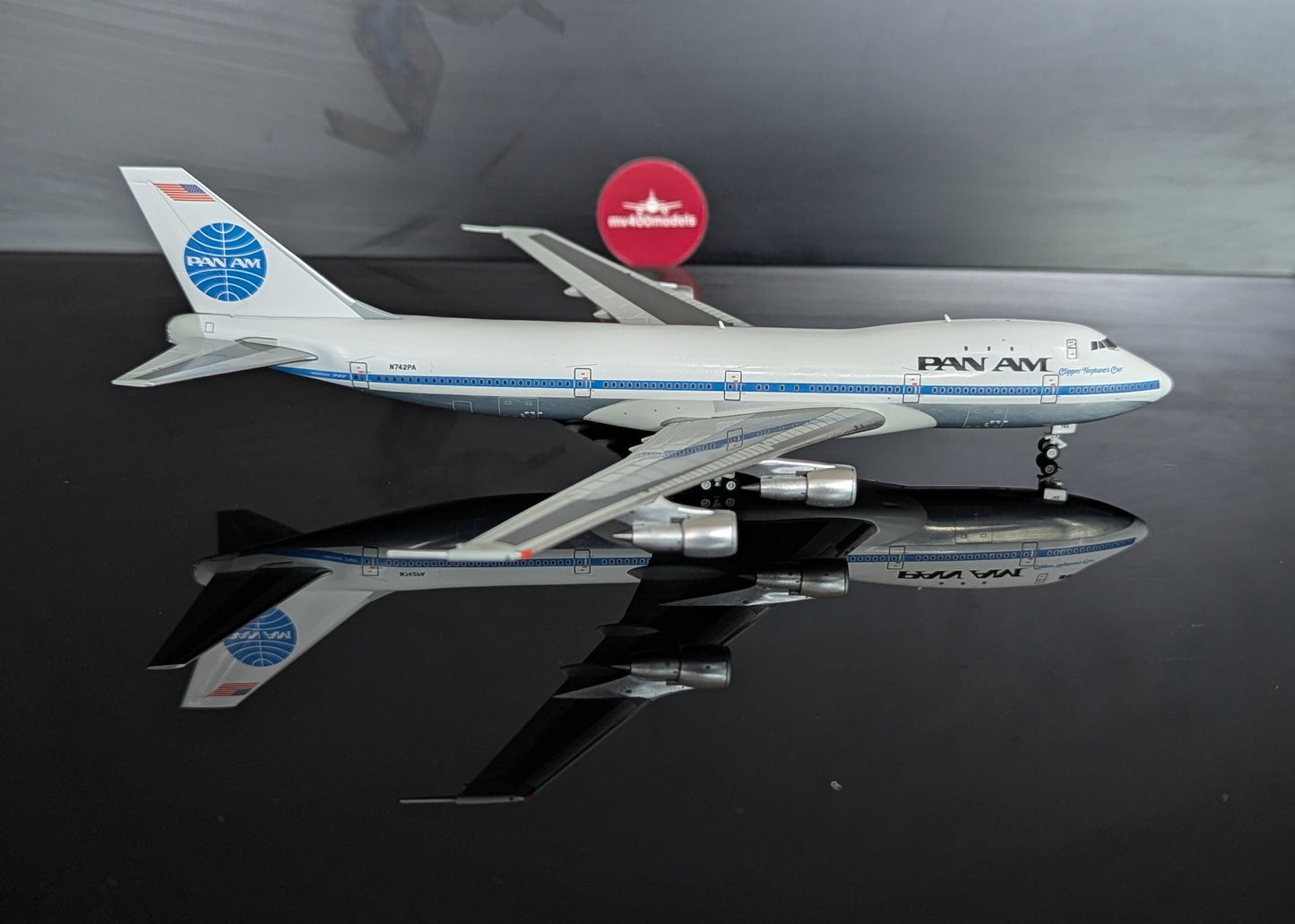 1:400 Pan Am B747-100 “Clipper Neptunes Car” HX Models