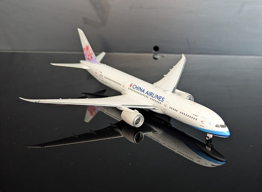 1:400 China Airlines B787-9 Dreamliner Phoenix Models
