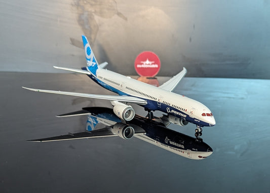 1:400 Boeing House Colors B787-9 Dreamliner Aviation 400