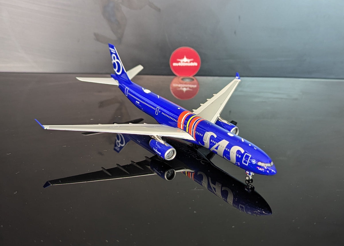 1:400 SAS Scandinavian A330-300 Phoenix Models