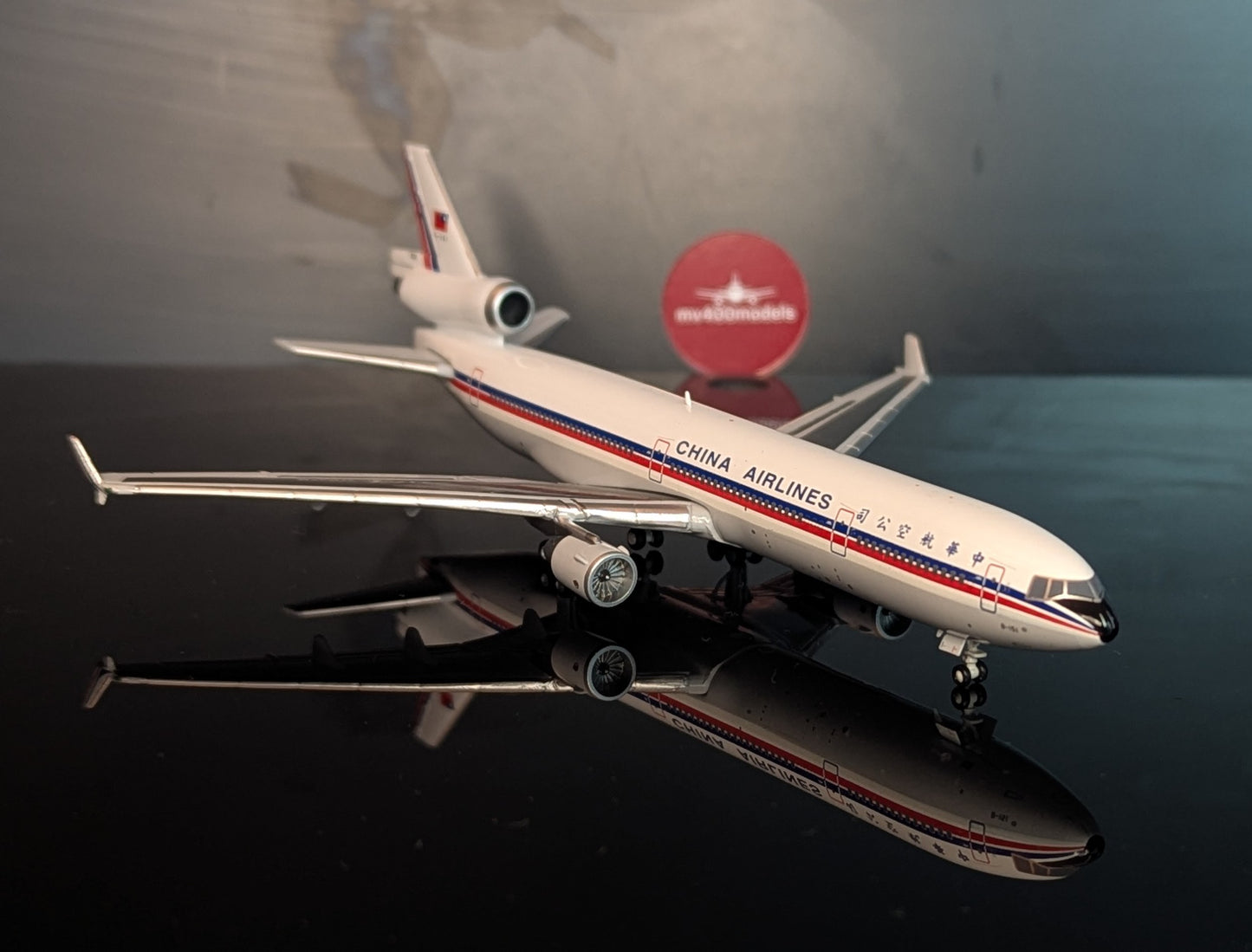 1:400 China Airlines MD-11 JC Wings