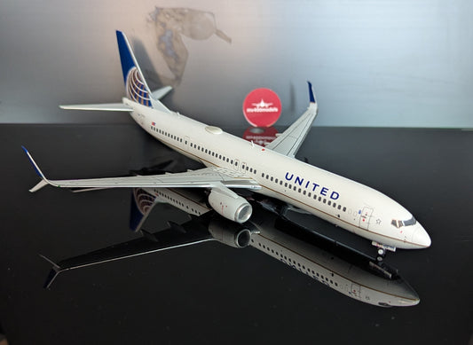1:200 United Airlines B737-900ER N37437 JC Wings