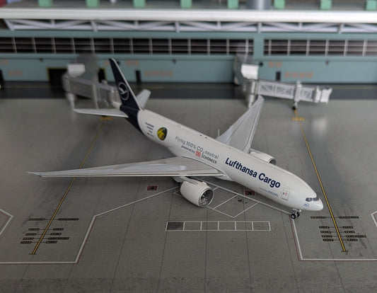 1:400 Lufthansa Cargo B777-200F "Sustainable Aviation Fuel" NG Models