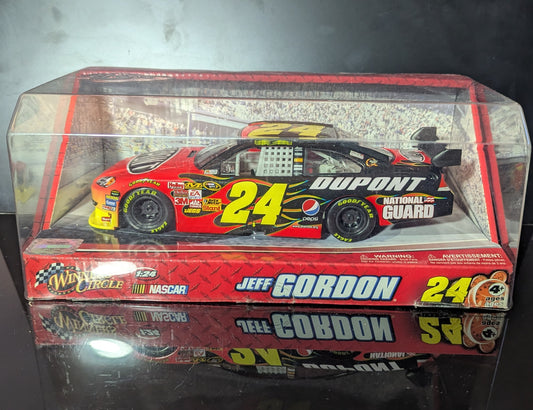1/24 NasCar #24 Jeff Gordon Dupont Winner's Circle Models -Diecast Model Car