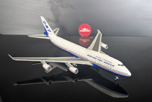 1:400 Boeing House Colors B747-400ER HX Models