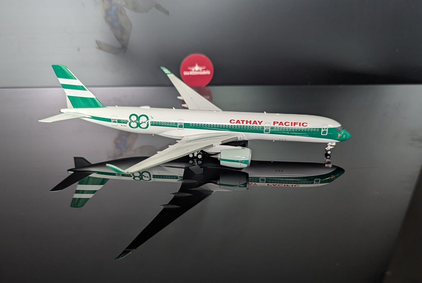 1:400 Cathay Pacific A350-900 “80th Anniversary” Phoenix Models