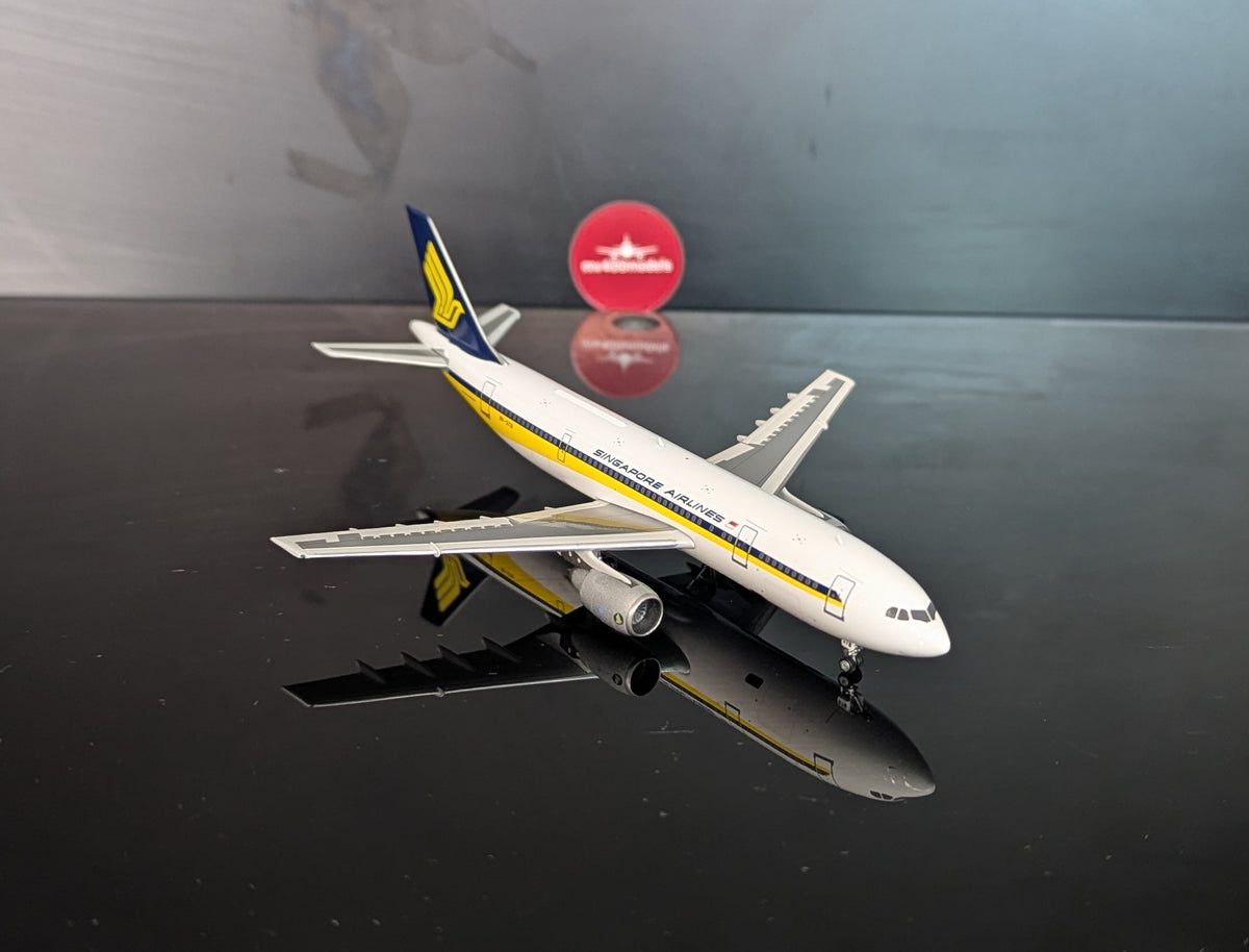1:400 Singapore Airlines A300B4-203 Phoenix Models