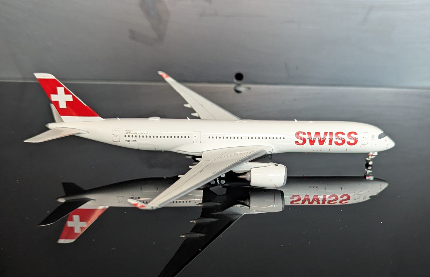 1:400 Swiss Airways A350-900 Phoenix Models