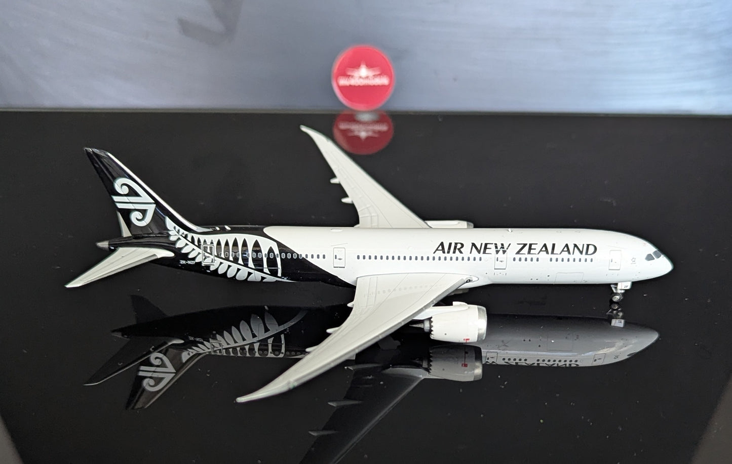 1:400 Air New Zealand B787-9 Dreamliner Phoenix Models