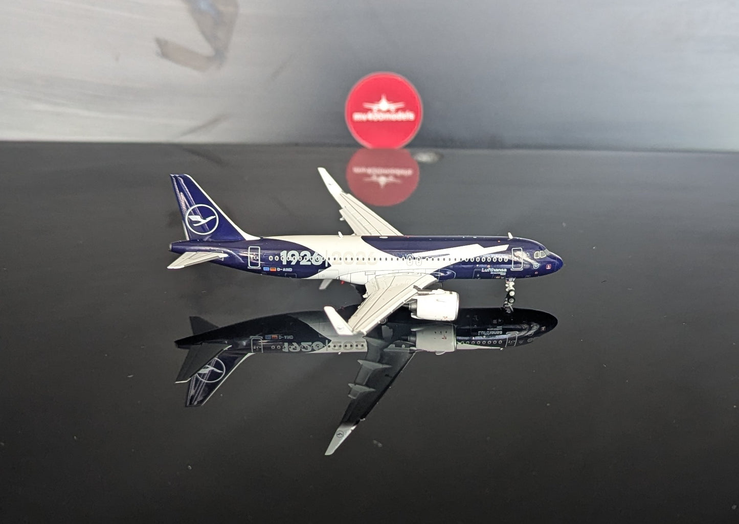 1:400 Lufthansa A320neo D-AIND HX Models Flaps Down*