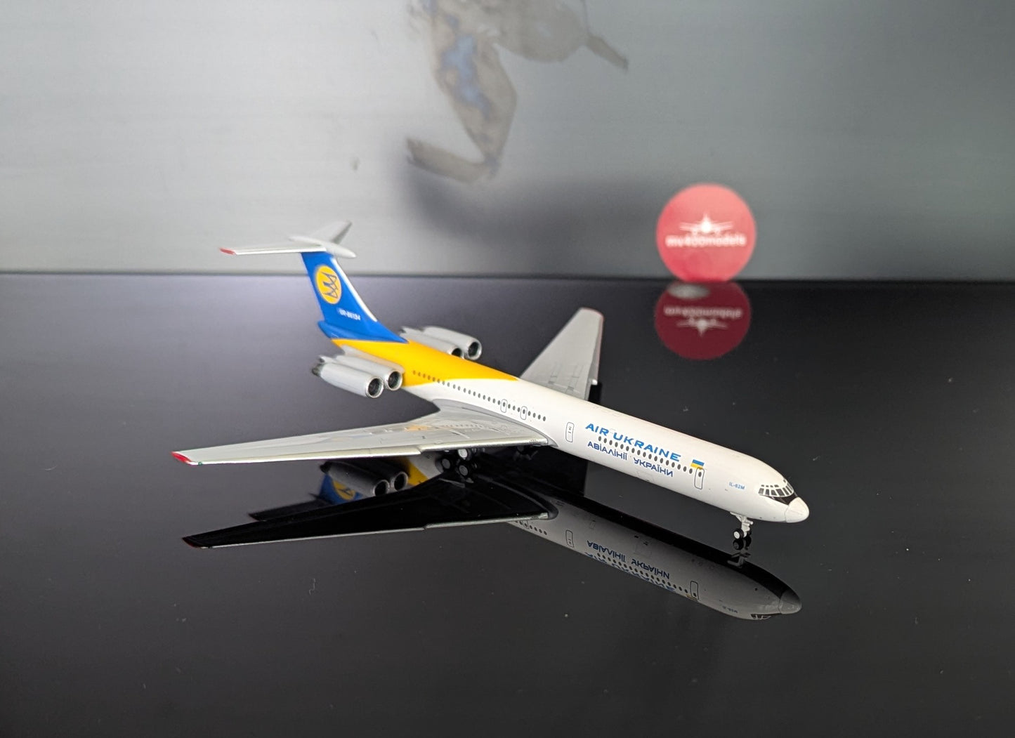 1:400 Air Ukraine IL-62M Phoenix Models