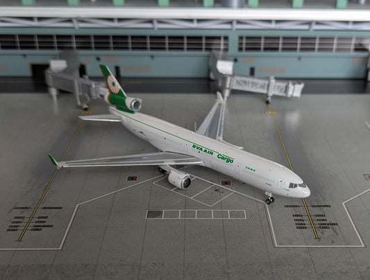 1:400 Eva Air Cargo MD-11 Phoenix Models
