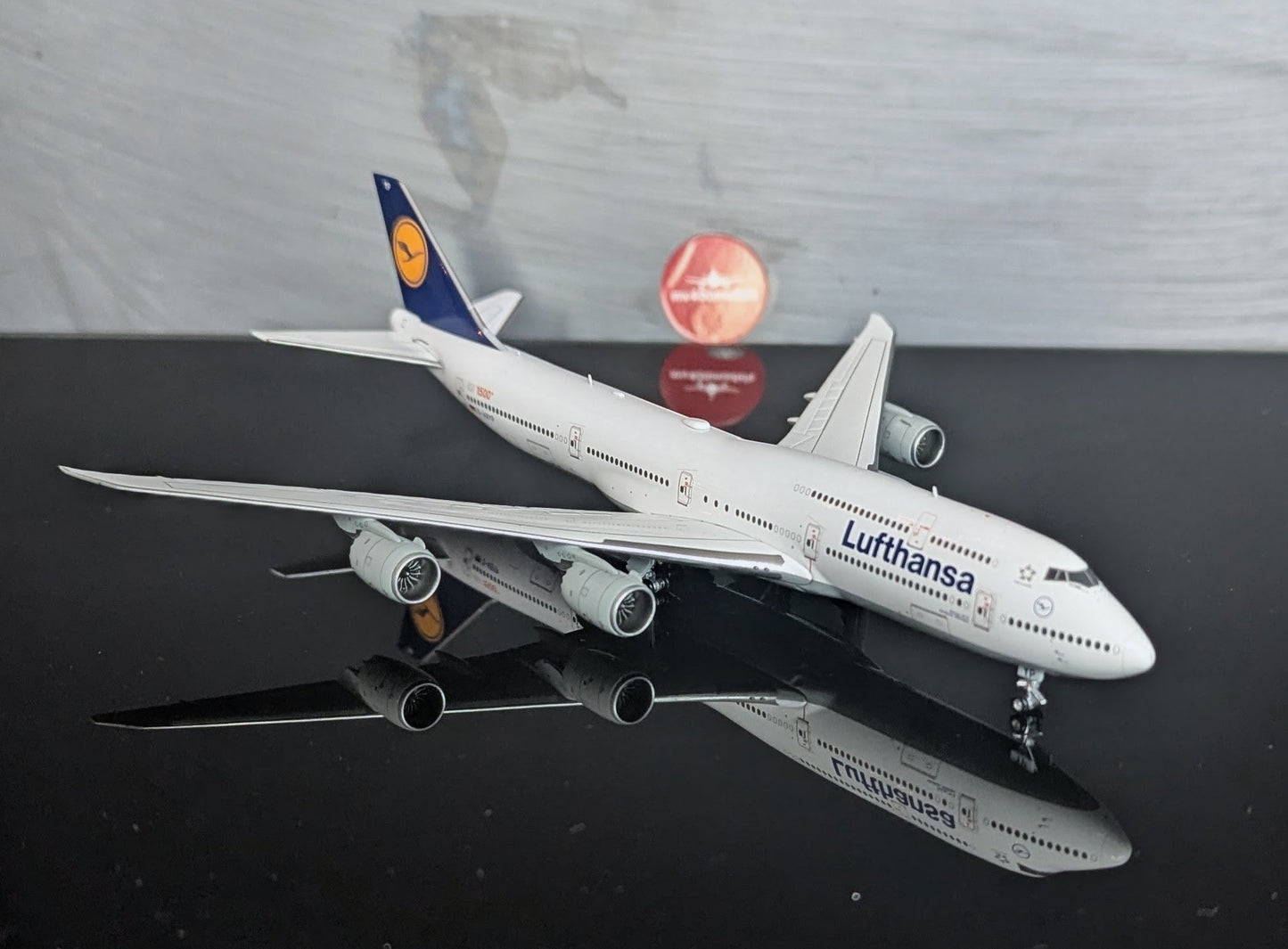 1:400 Lufthansa B747-8 "1500th 747" YY Wings