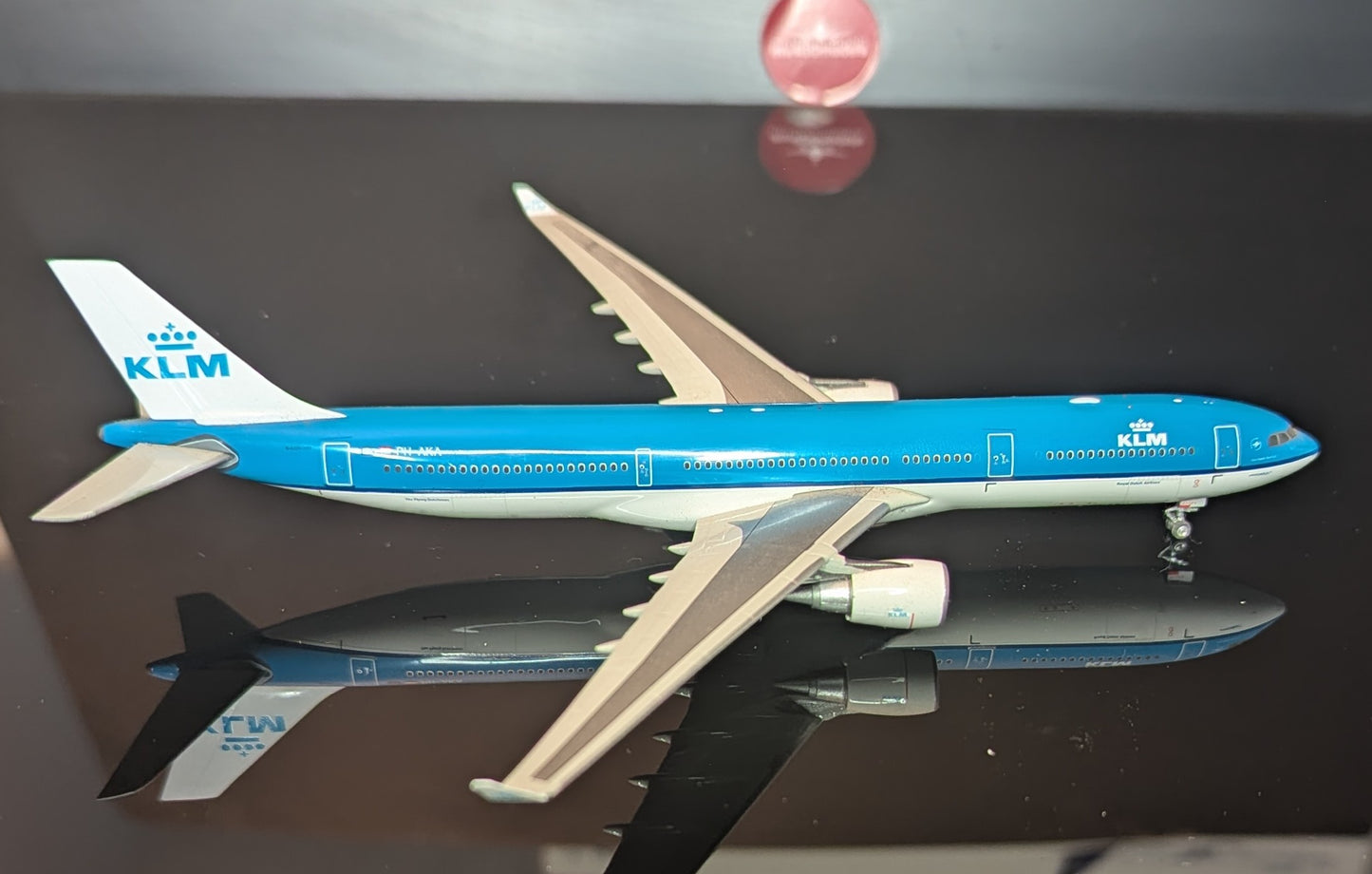 1:400 KLM A330-300 "Old Livery" Phoenix Models