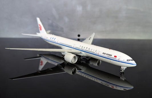 1:400 Air China B777-300ER B-1266 detachable gear Aviation 400
