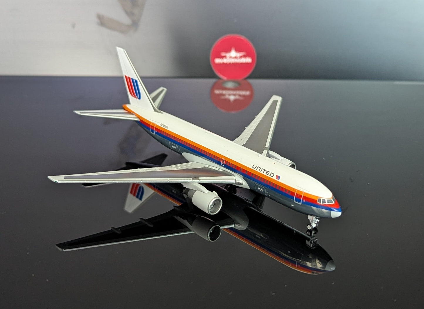 1:400 United Airlines B767-200ER N601UA V1:400 Models