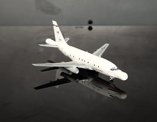 1:400 United States Air Force B737-200 NT-43A (RAT55) 73-155 3D Design Deck
