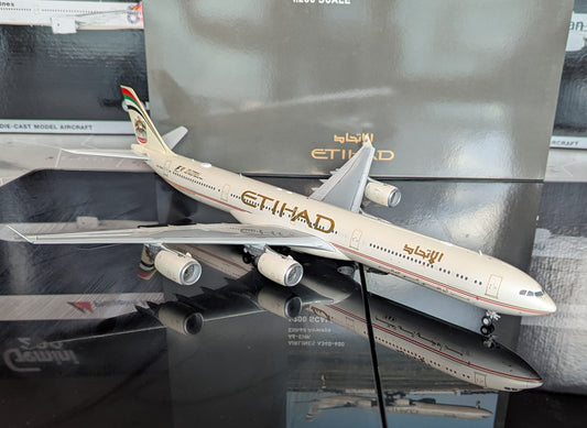 1:200 Etihad Airways A340-600 "Formula 1" JC Wings