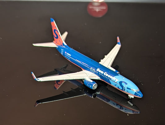 1:400 Sun Country B737-800 Gemini Jets