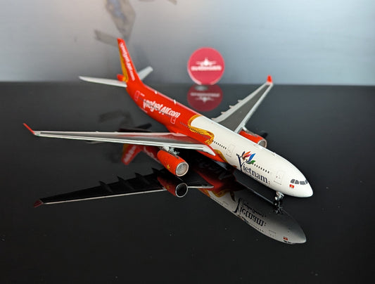 1:400 VietJet Airbus A330-300 “Vietnam Timeless Charm” JC Wings